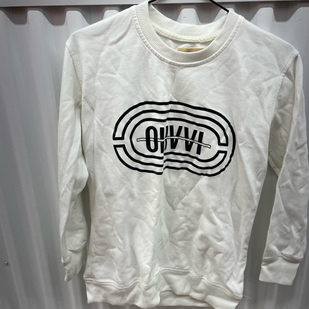 Olivvi Women’s White Top Size Smsll